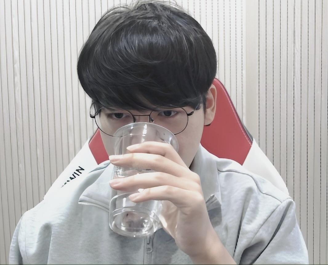 Momen yang diabadikan oleh penggemar Gumayusi