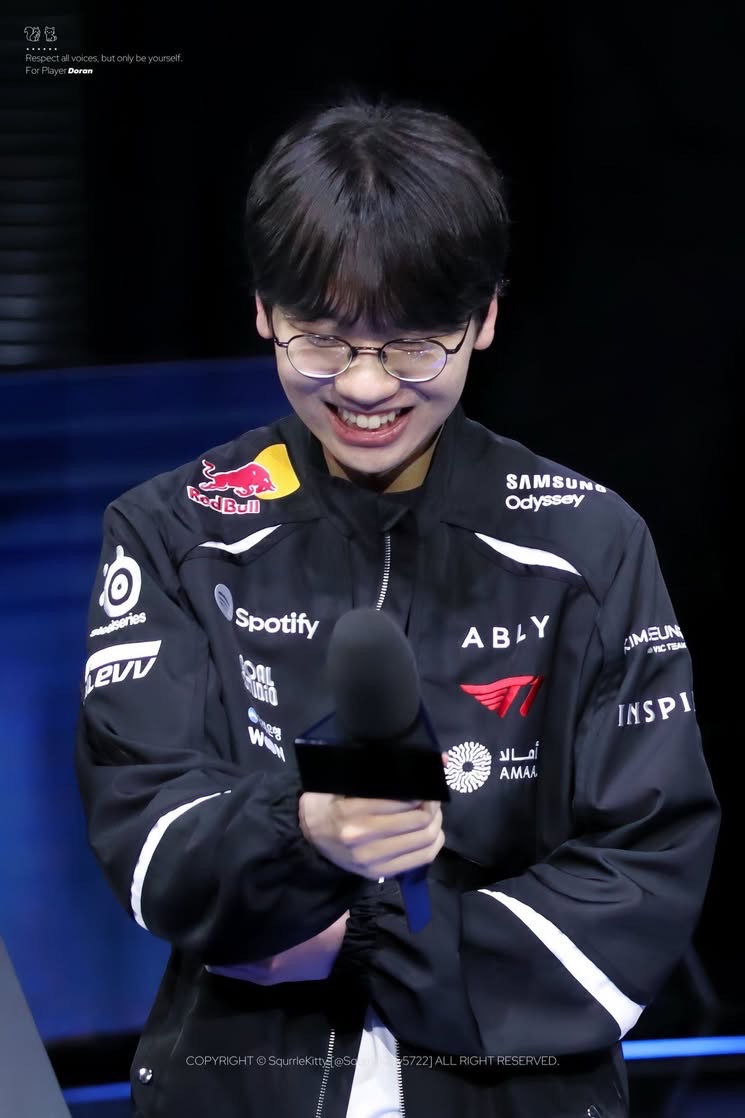 A moment captured by a fan of Doran