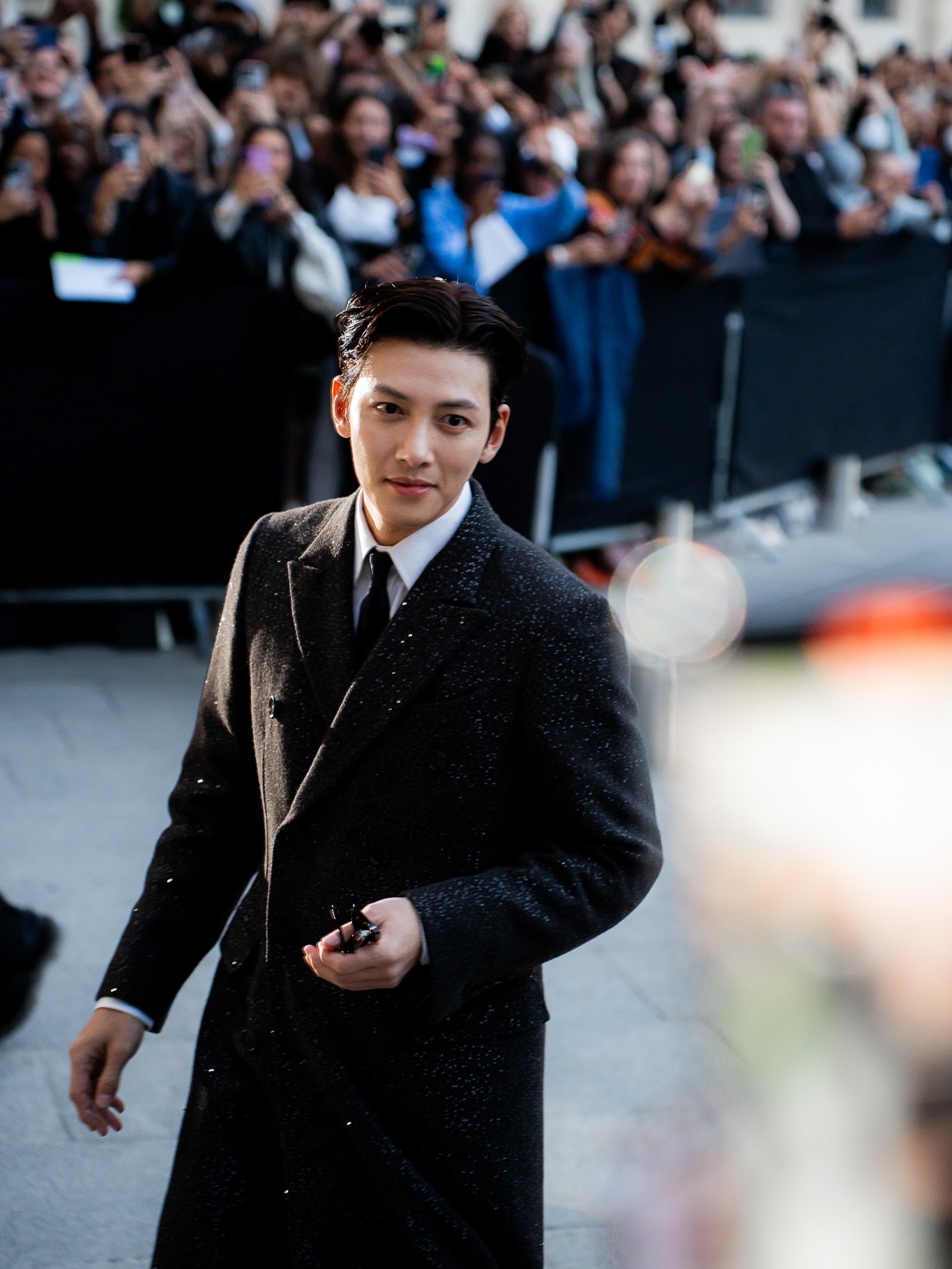 Behind-the-scenes cut of Ji Changwook