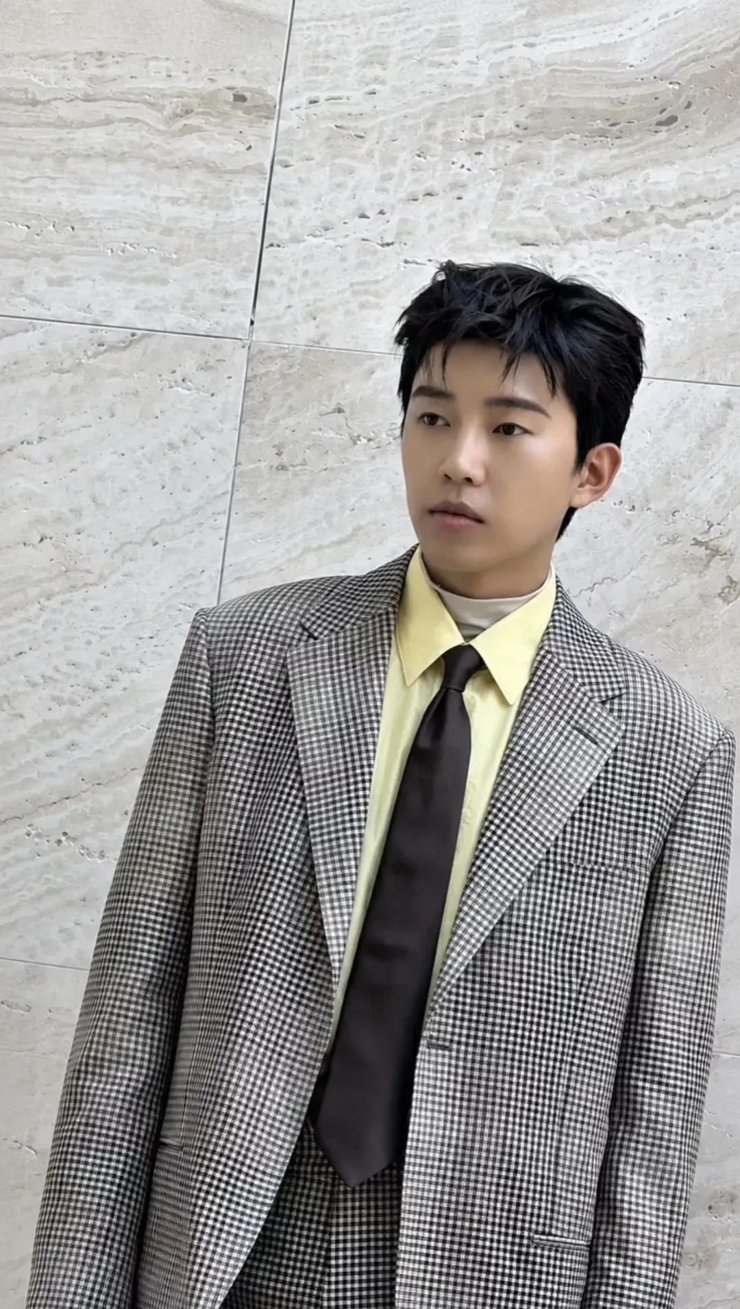 Behind-the-scenes cut of Lim Youngwoong