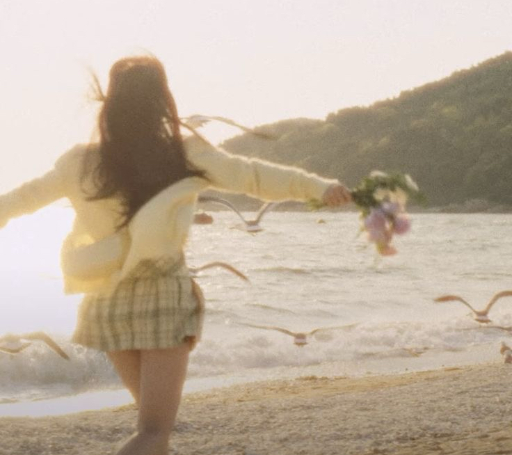 다현의 비하인드 컷