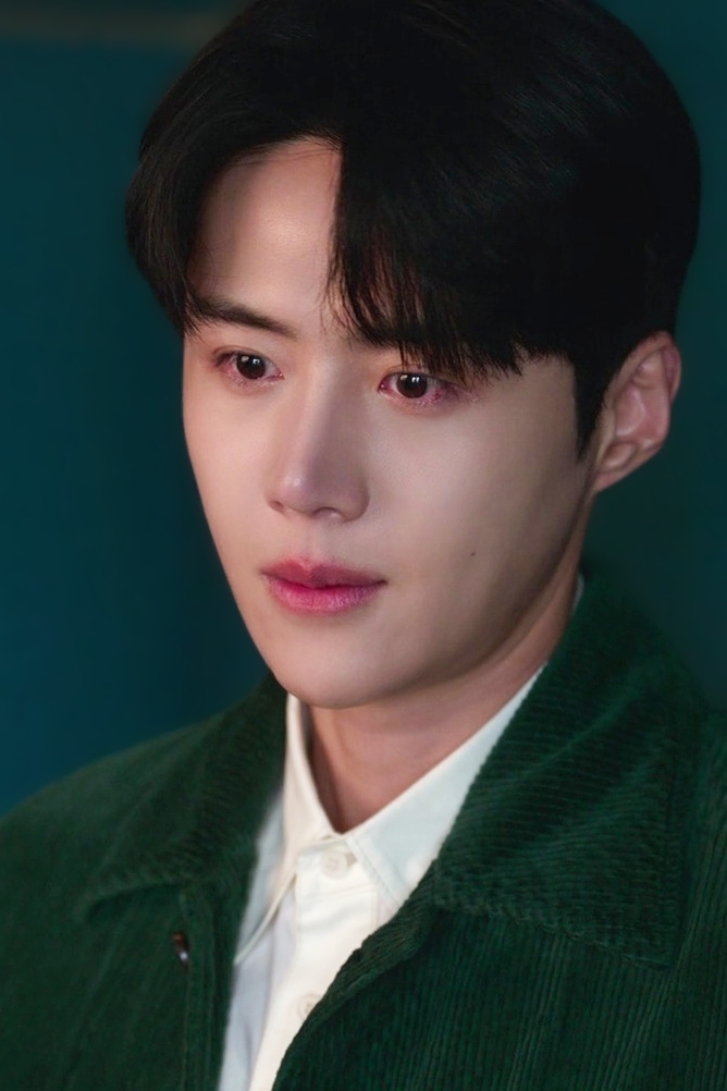 Recent activity shot of Kim Seonho