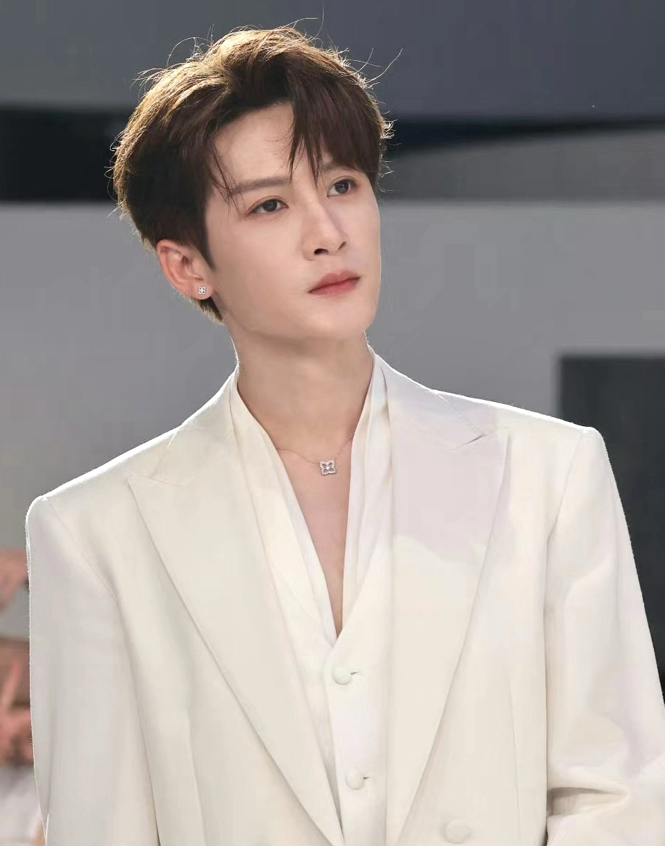 檀健次の最新写真