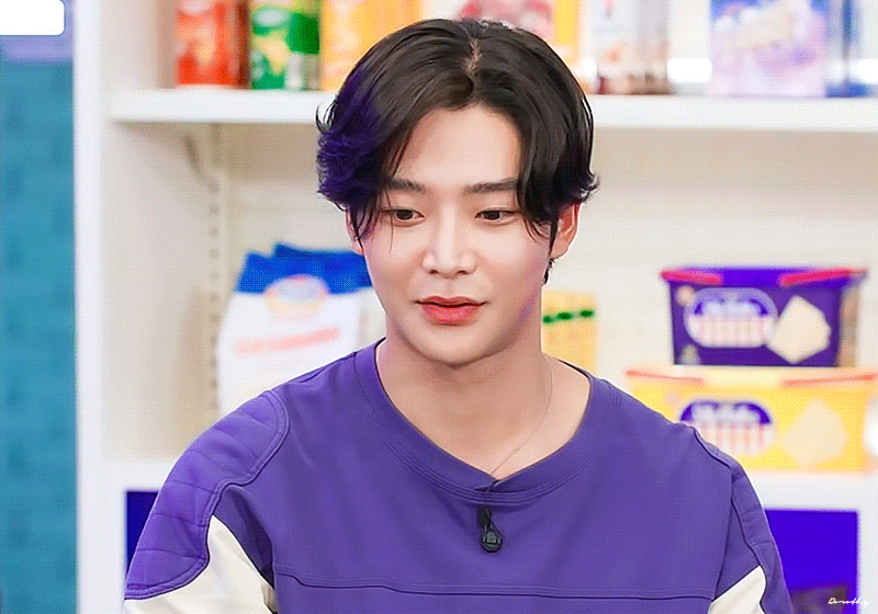 Momen yang diabadikan oleh penggemar Rowoon