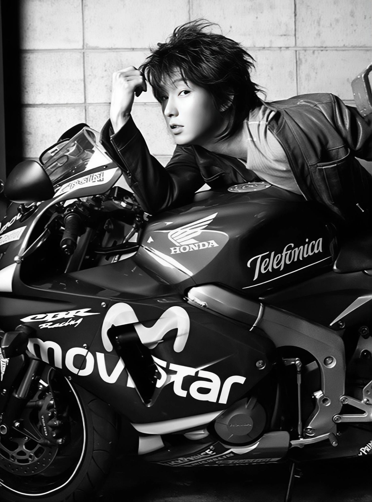 Recent activity shot of Lee Joongi