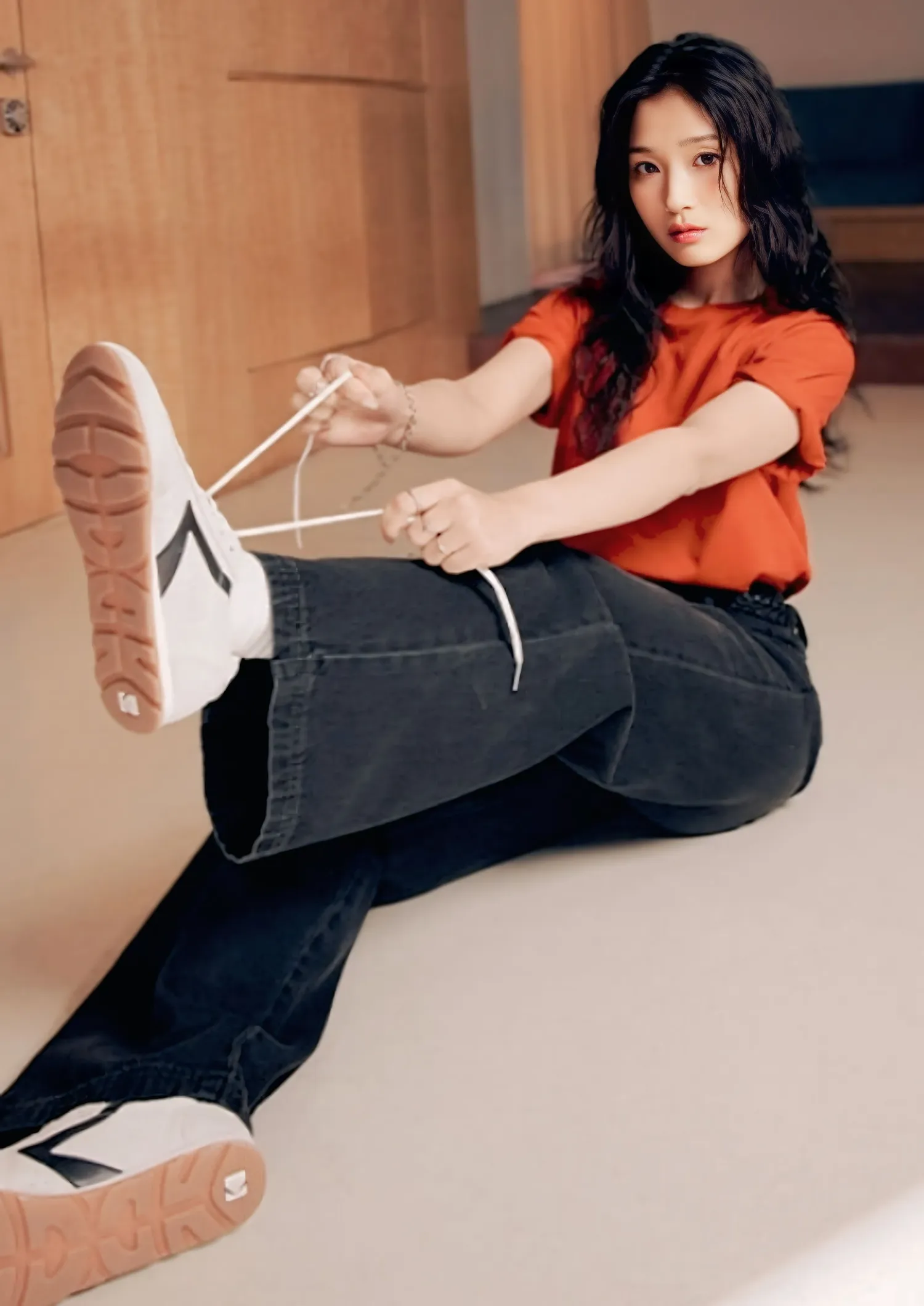 Behind-the-scenes cut of Kim Hyeyoon