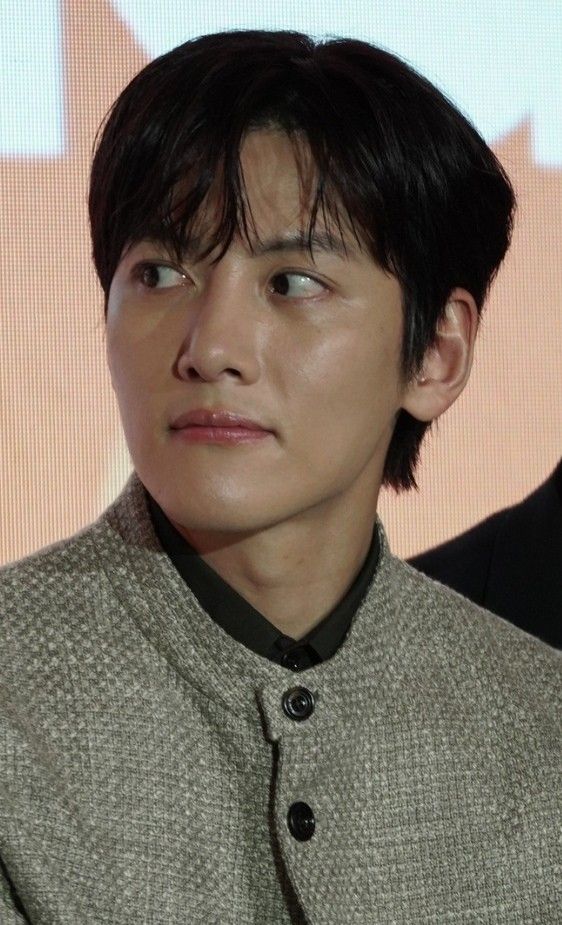 A moment captured by a fan of Ji Changwook