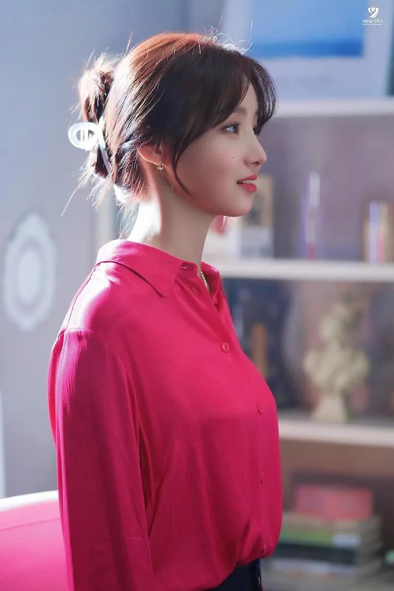 A moment captured by a fan of Yeonwoo