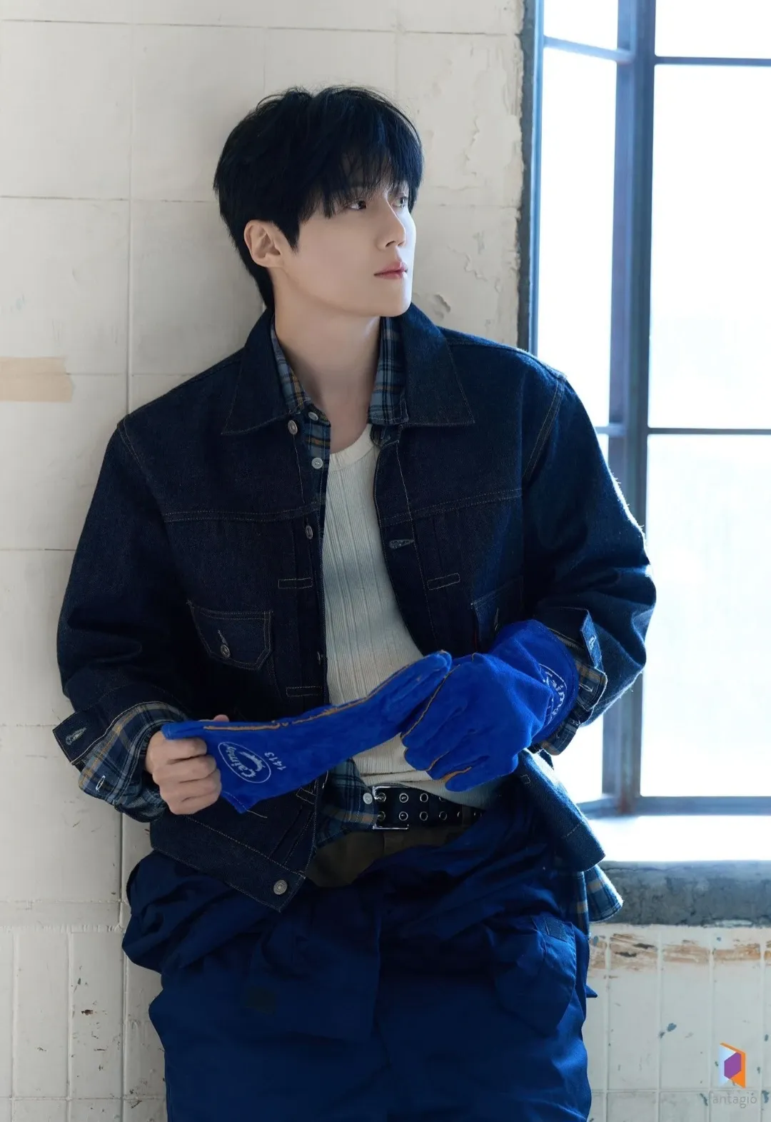 Behind-the-scenes cut of Kim Seonho