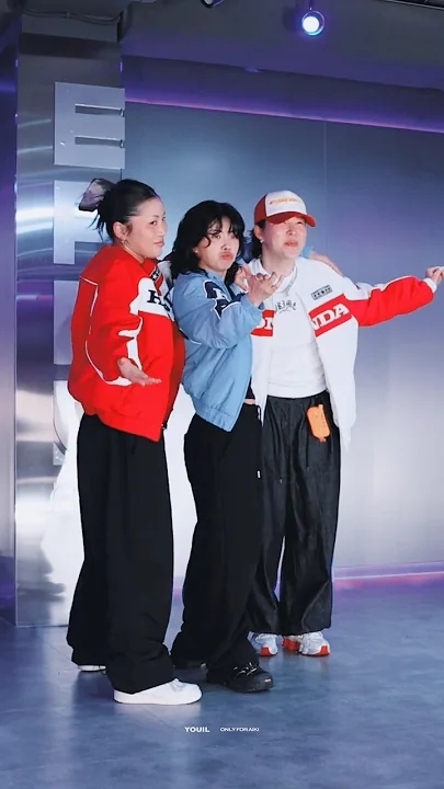 Representative background image loved by Aiki fandom