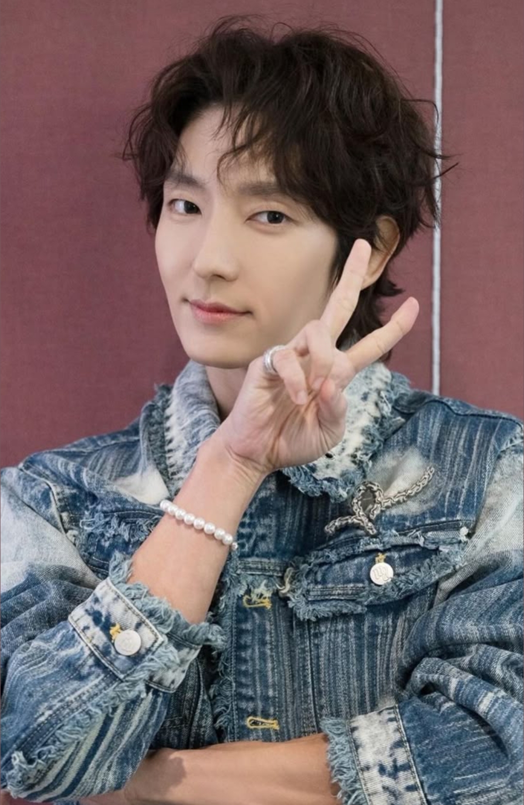 A moment captured by a fan of Lee Joongi