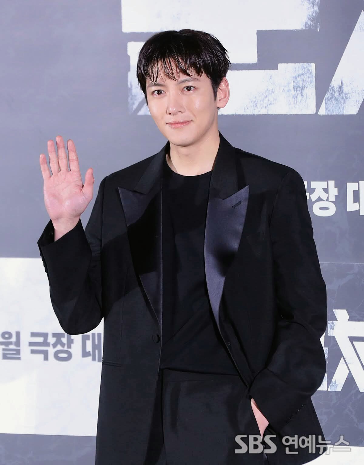 A moment captured by a fan of Ji Changwook