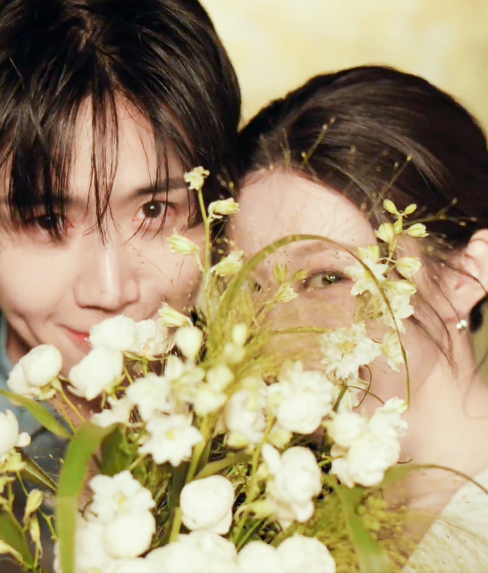 Behind-the-scenes cut of Kim Seonho