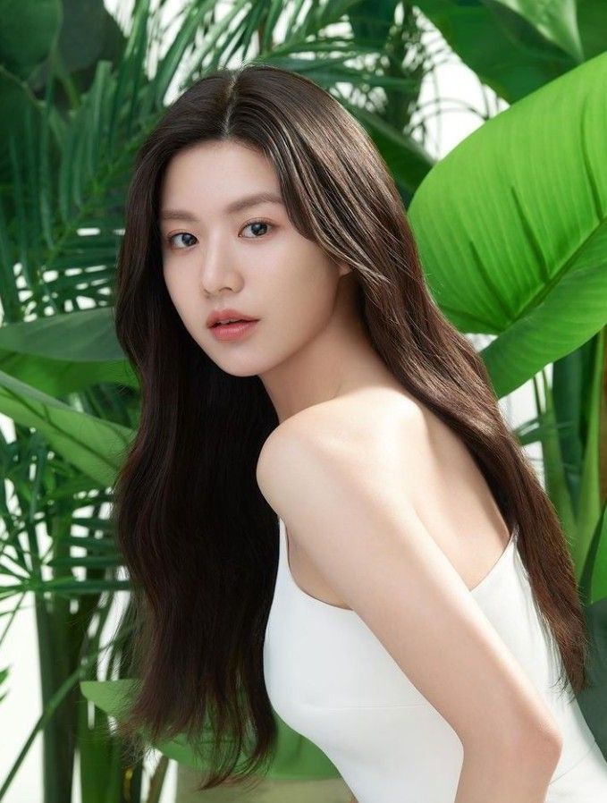 A moment captured by a fan of Go Younjung