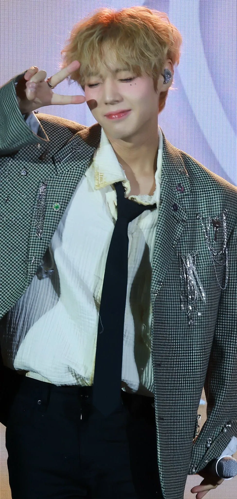 Park Jihoon background image recommended by Choeaedol Celeb fandom
