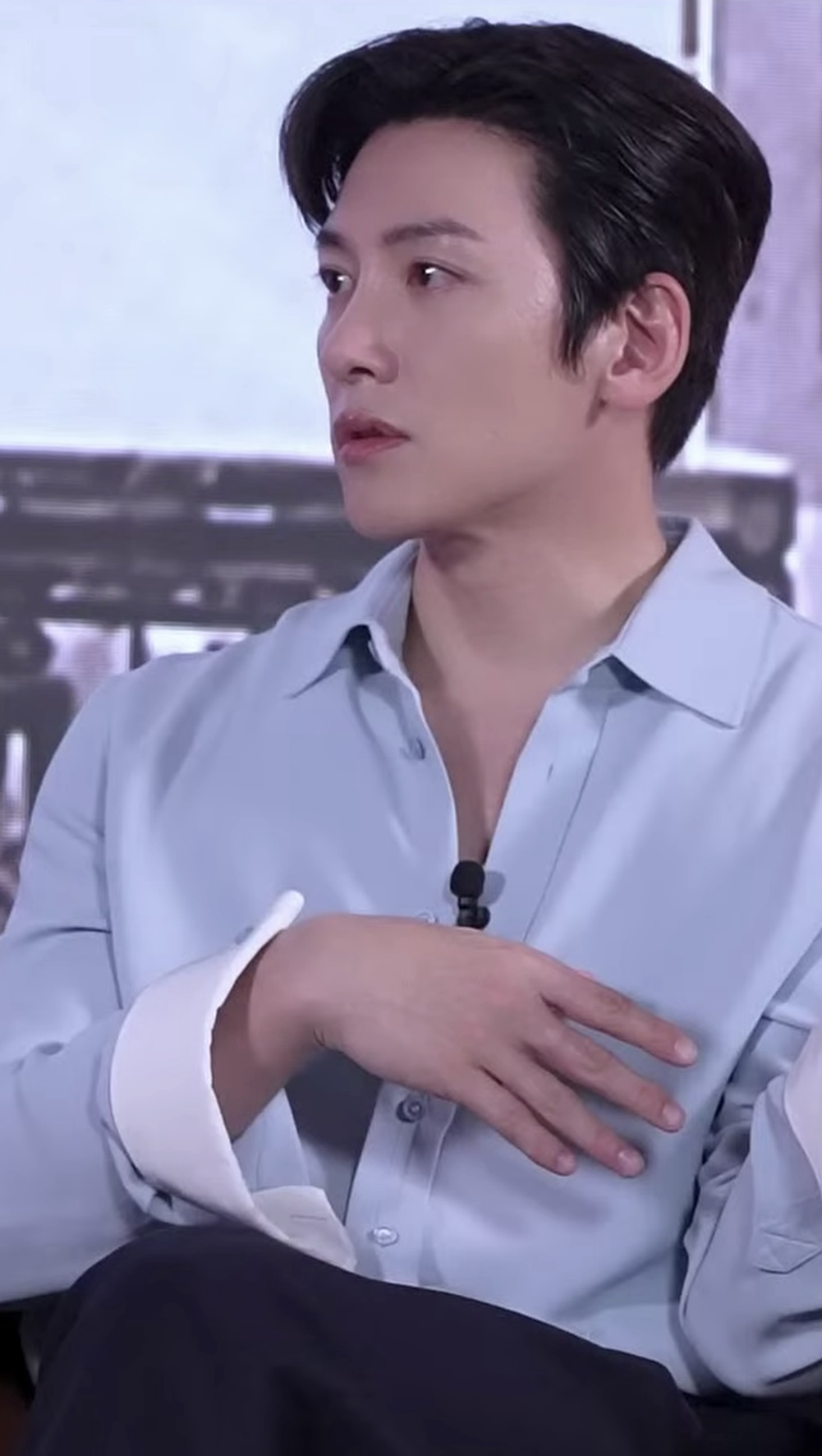 Behind-the-scenes cut of Ji Changwook