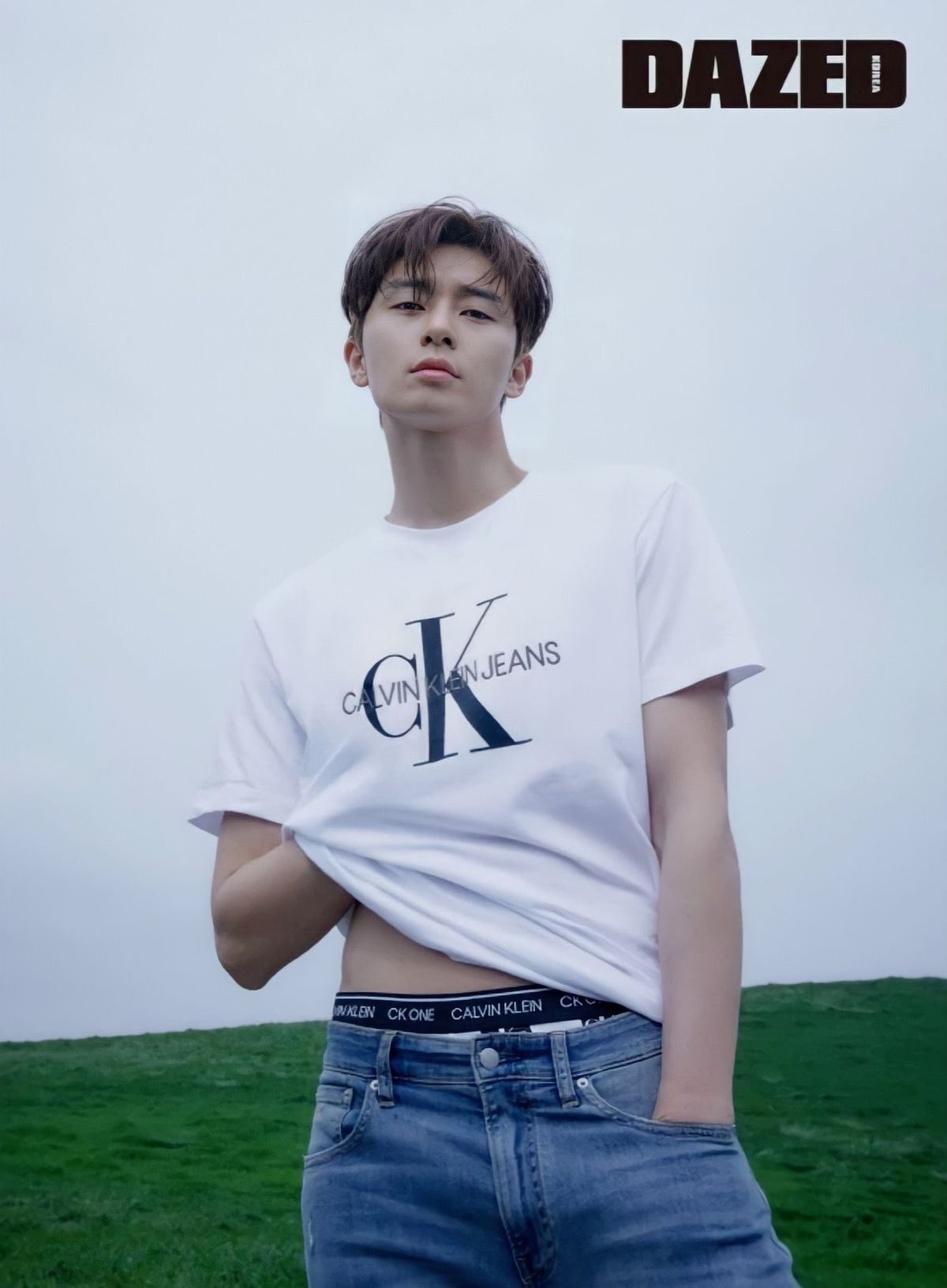 Recent activity shot of Park Seojoon