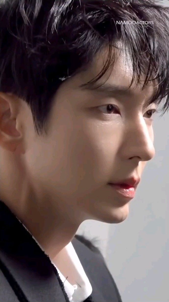 Latest photo of Lee Joongi