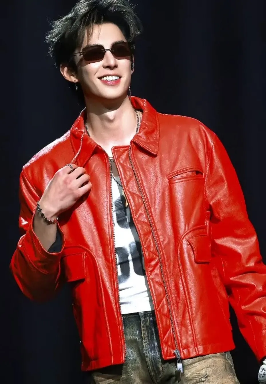 Behind-the-scenes cut of Dylan Wang