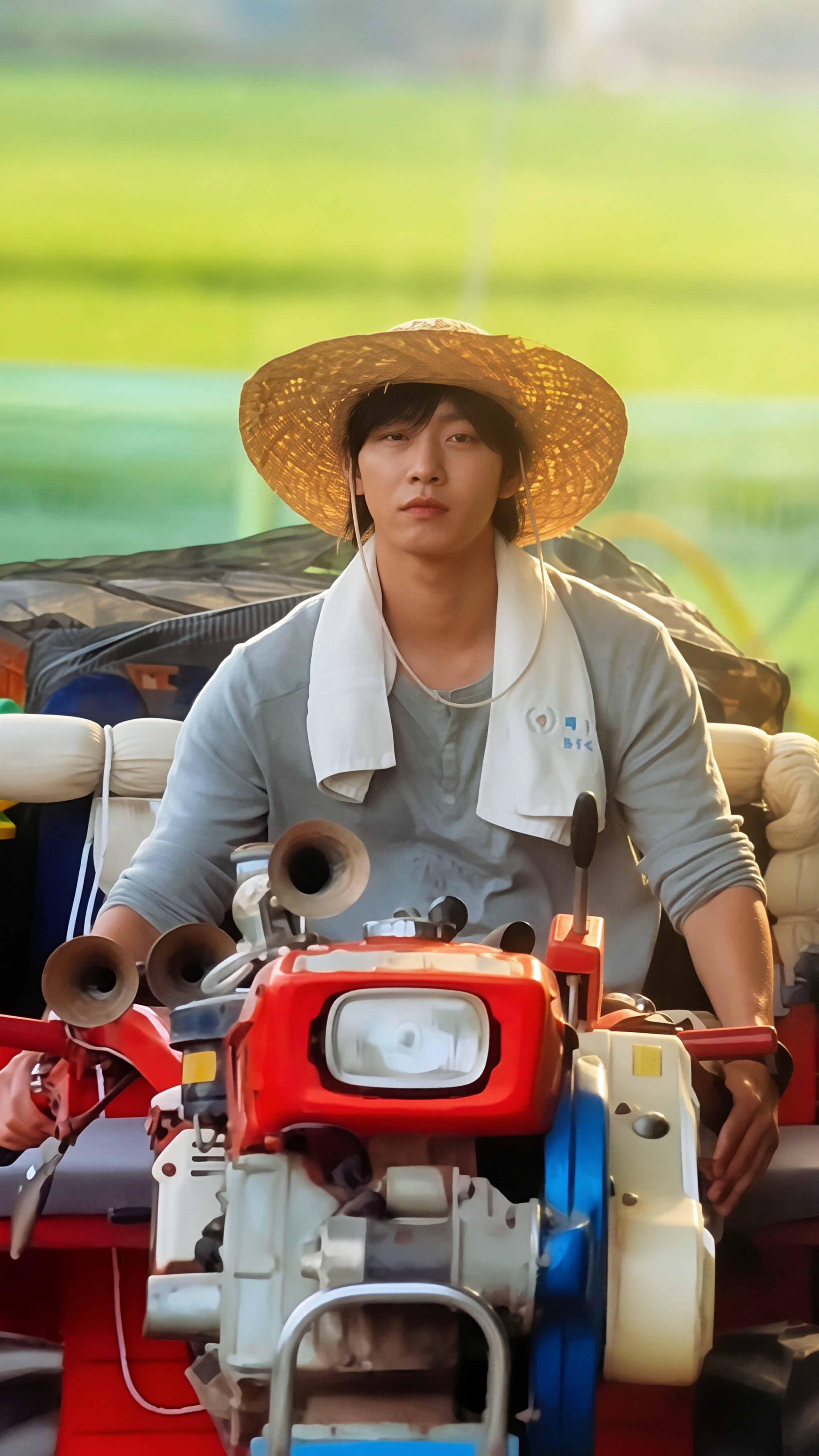 Behind-the-scenes cut of Ahn Hyoseop