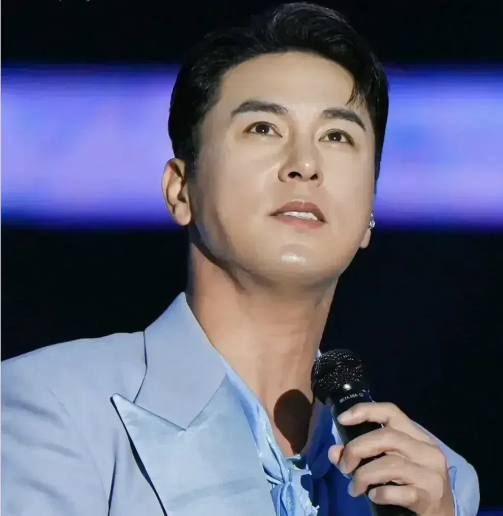 Foto kegiatan terbaru dari Jang Minho