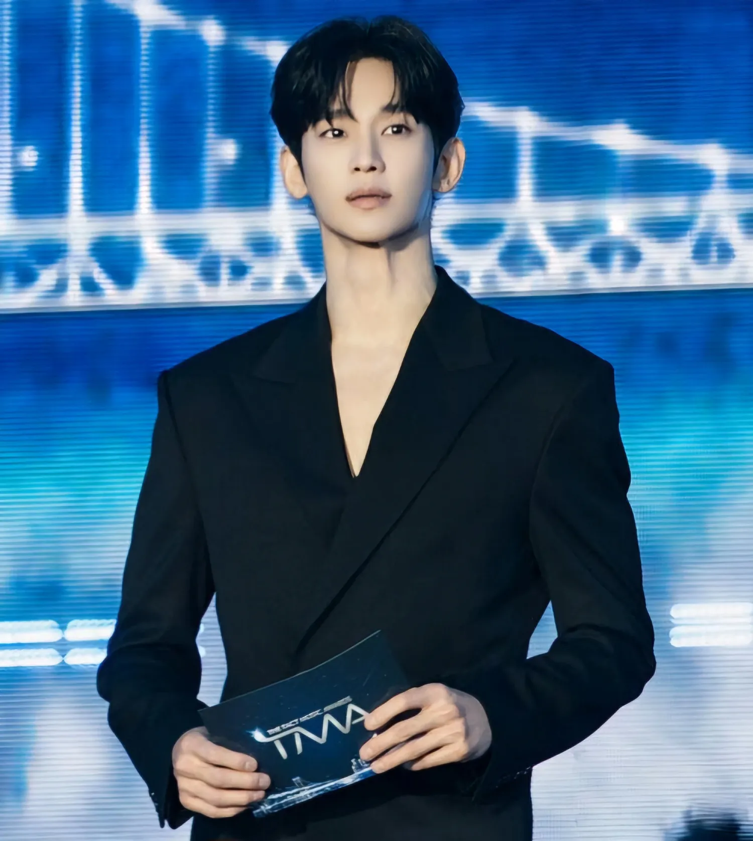 A moment captured by a fan of Kim Soohyun