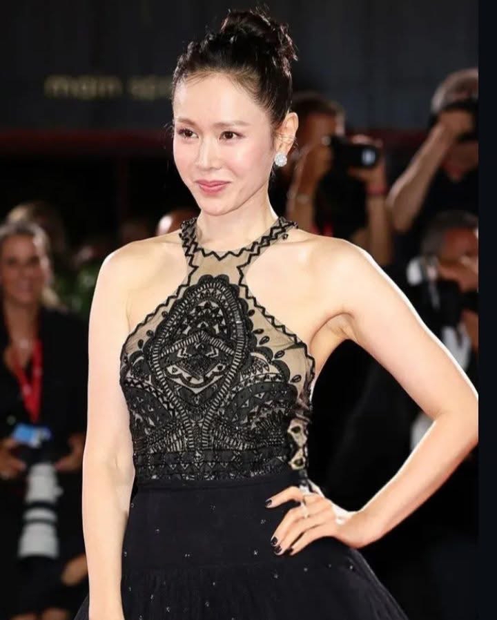 粉絲拍下的孫藝珍瞬間