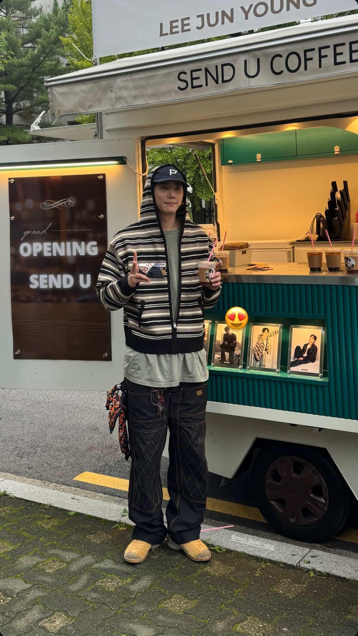 A moment captured by a fan of Lee Junyoung