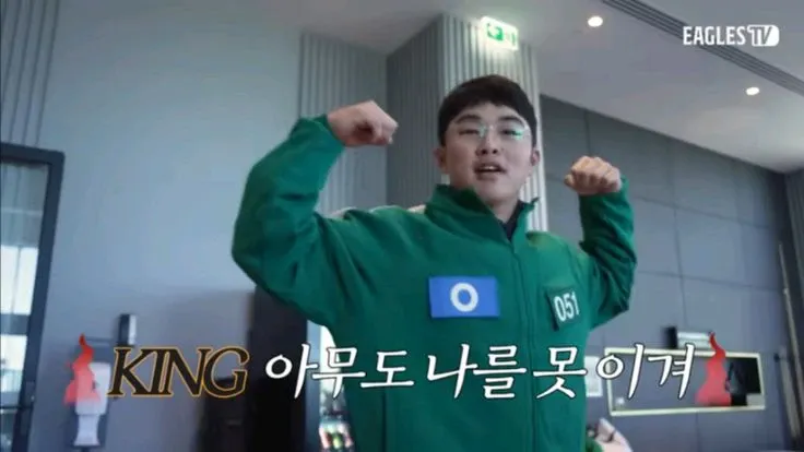 Latest photo of Moon HyunBin