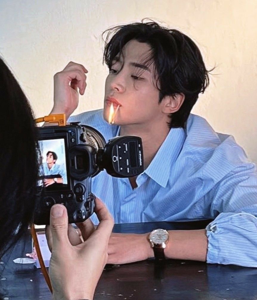 Cuplikan di balik layar dari Rowoon