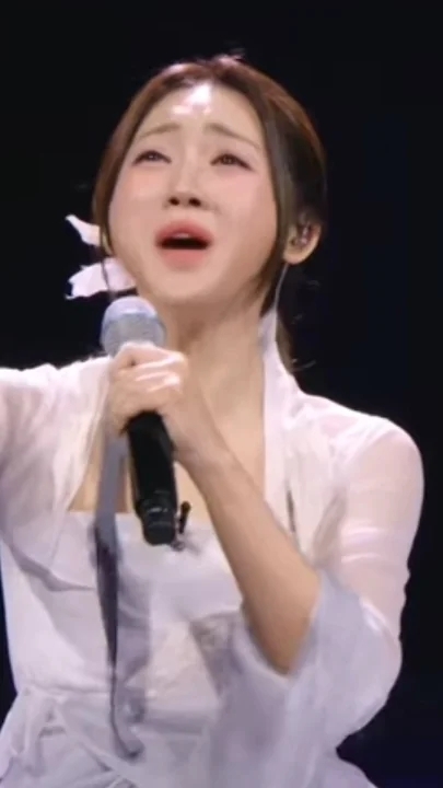 ホン・ジユンのビハインドカット