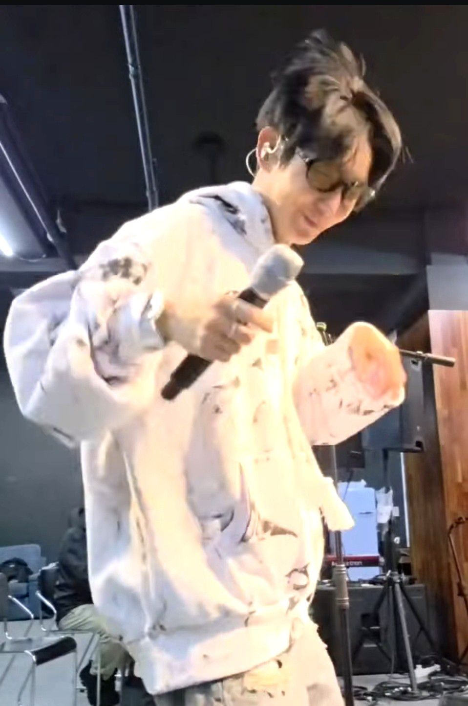 Recent activity shot of Lee Joongi