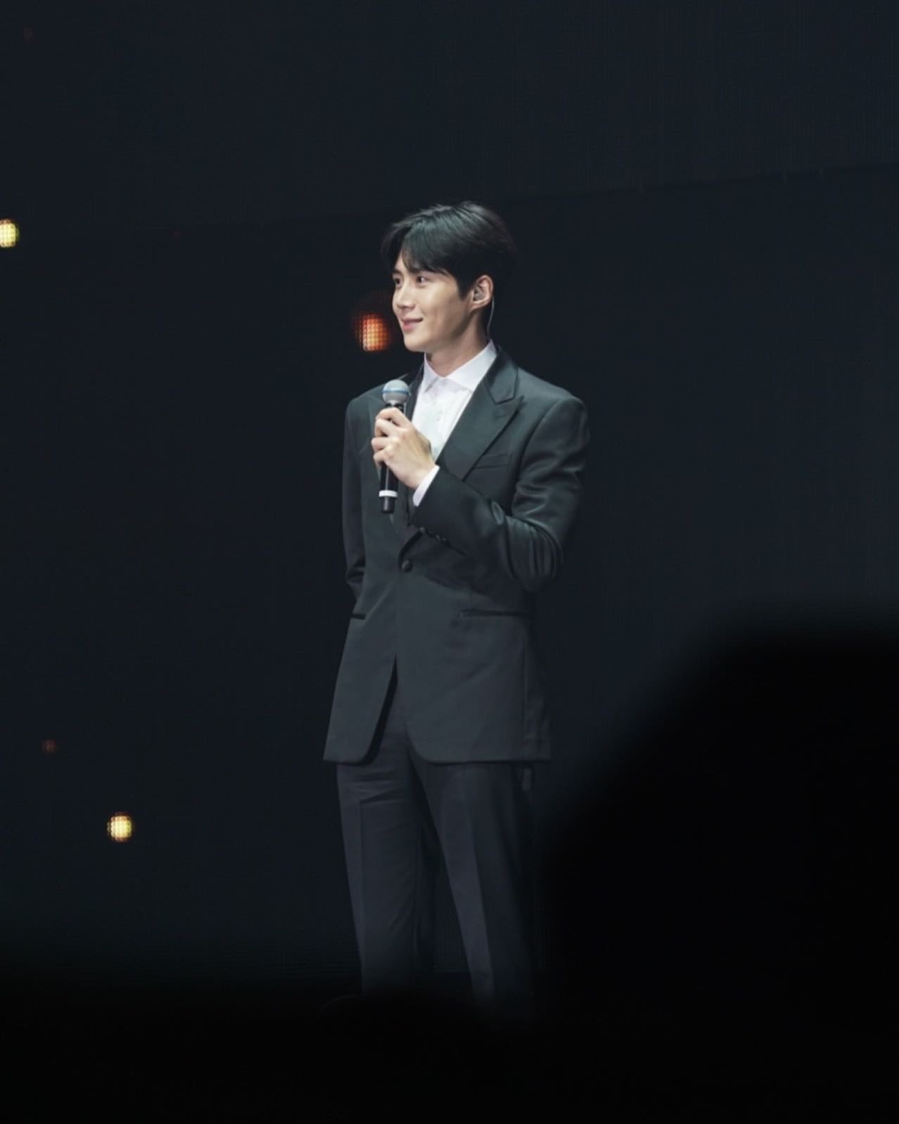 Foto kegiatan terbaru dari Kim Seonho