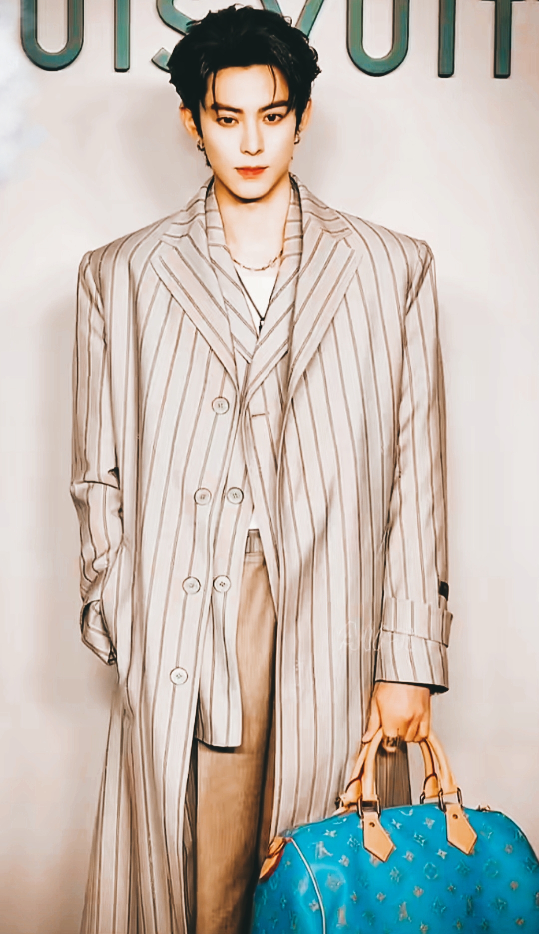 Today's popular wallpaper in Dylan Wang community