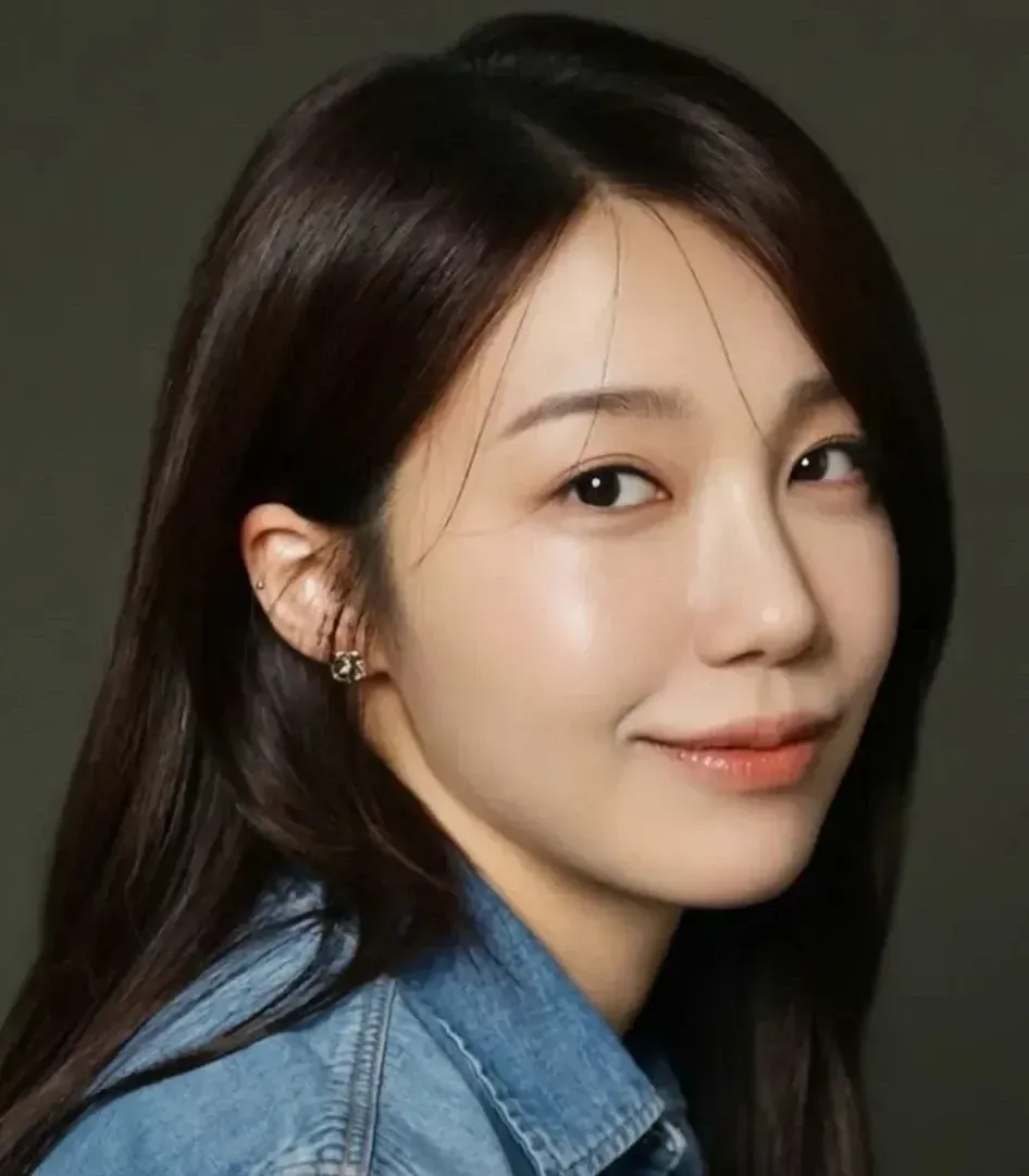 Foto kegiatan terbaru dari Jung Eunji