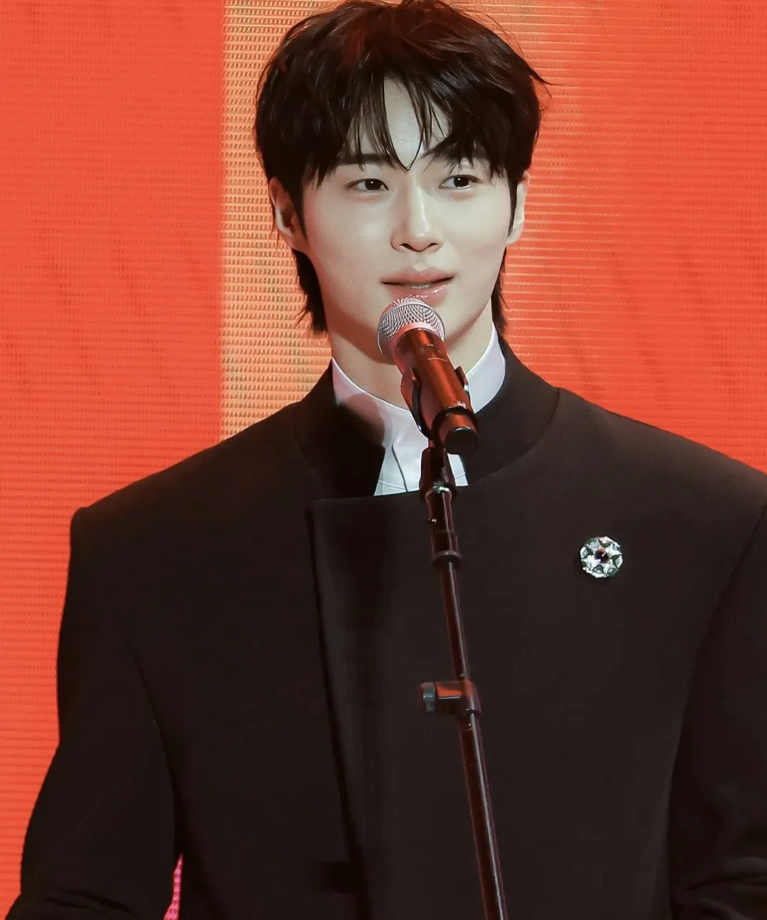변우석 최근 활동샷