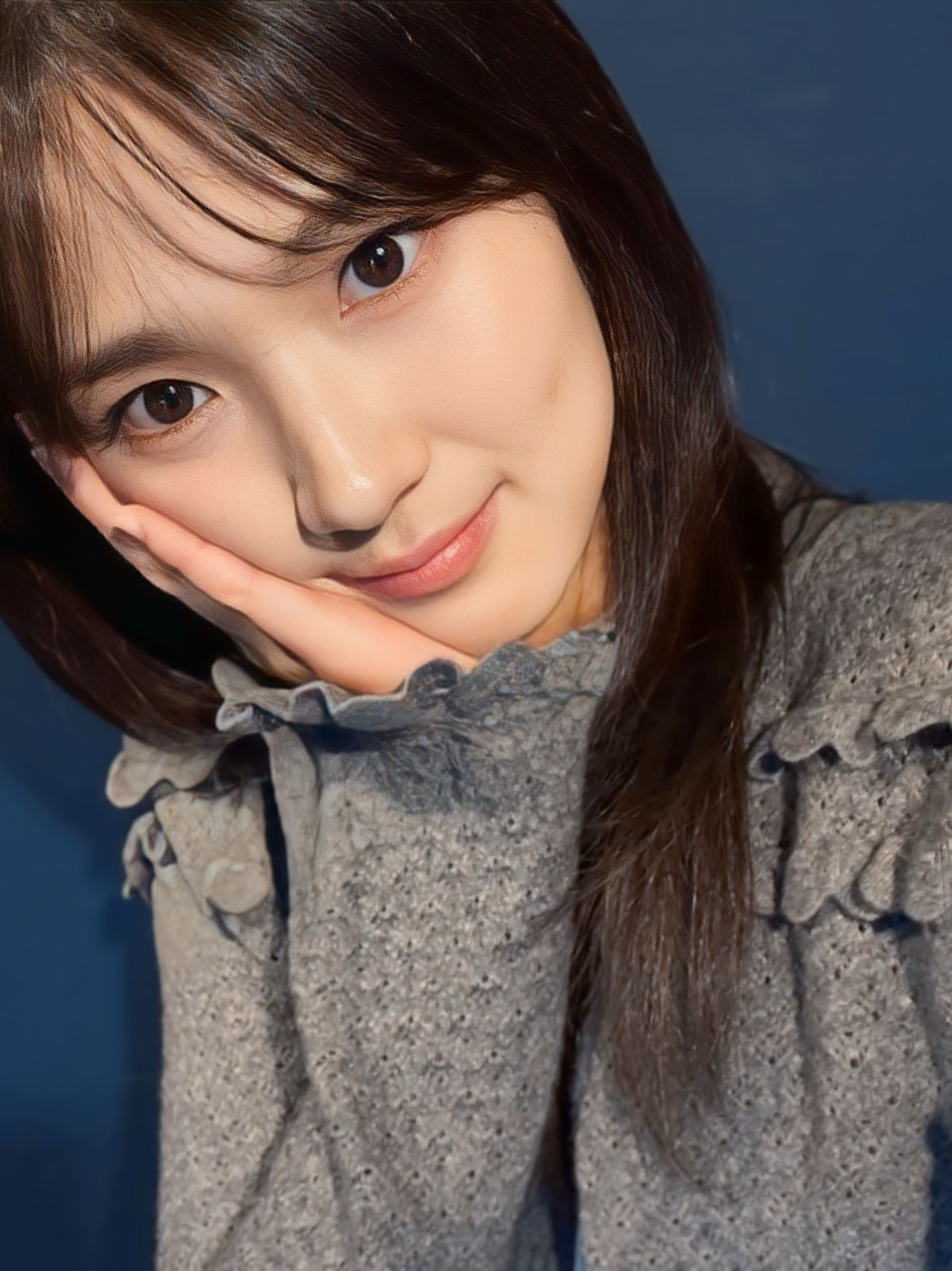 Behind-the-scenes cut of Kim Hyeyoon