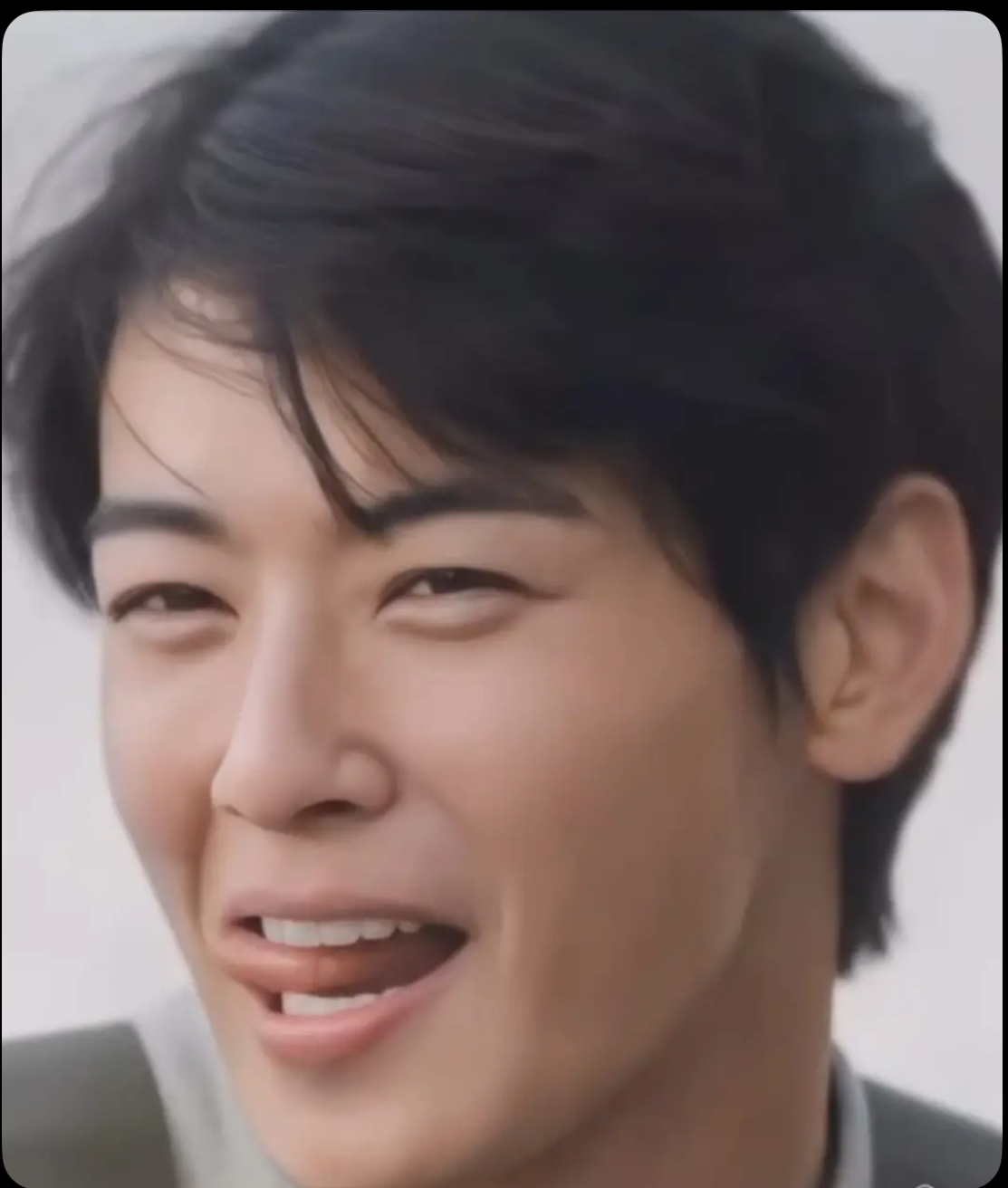Recent activity shot of Cha Eunwoo