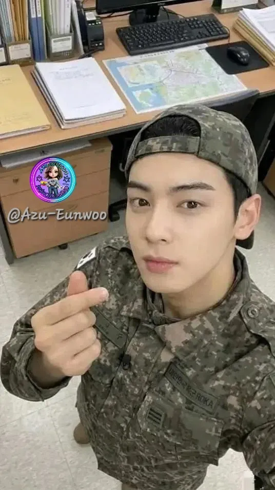 Today's popular wallpaper in Cha Eunwoo community