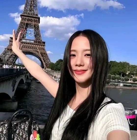 A moment captured by a fan of Jisoo (1995)