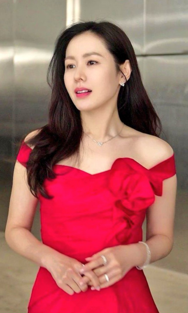 ソン・イェジンの最新写真