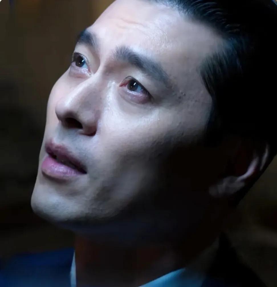 현빈의 최신 사진