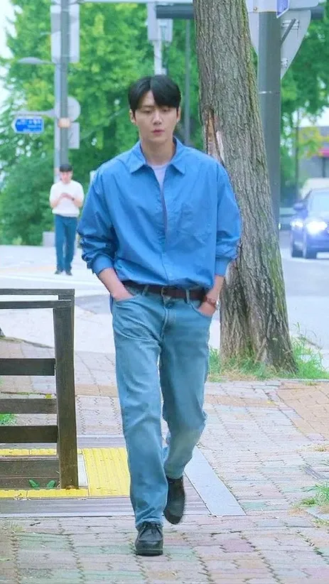 Foto kegiatan terbaru dari Kim Seonho