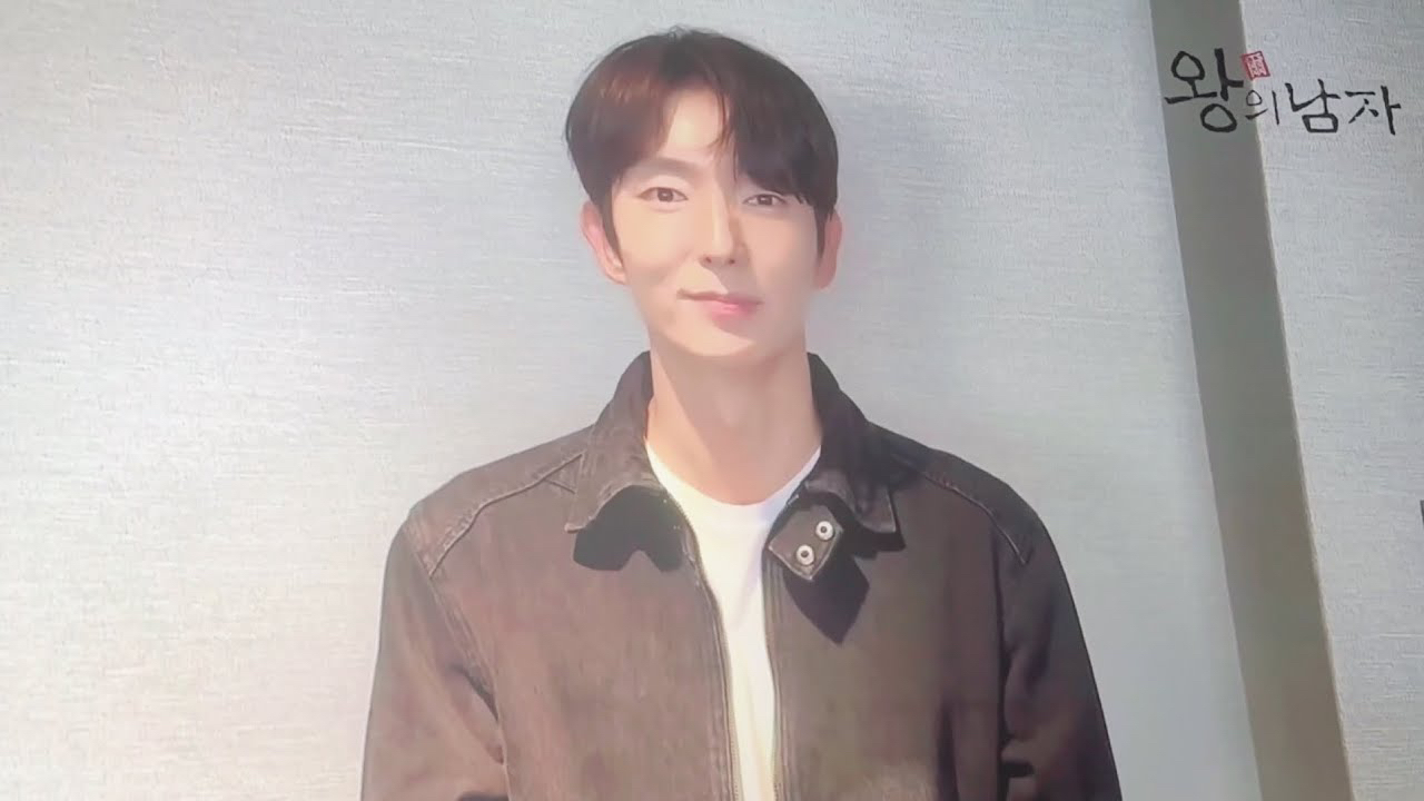 A moment captured by a fan of Lee Joongi