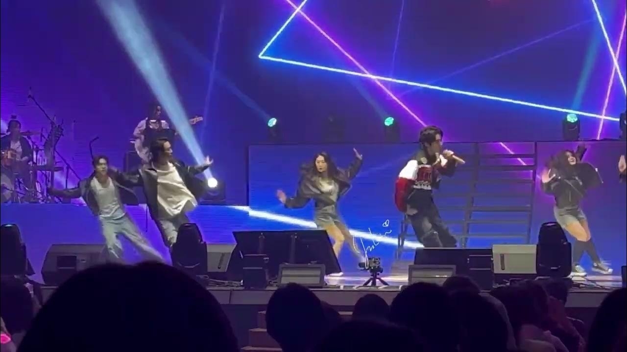 Behind-the-scenes cut of Lee Joongi