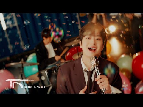 Momen yang diabadikan oleh penggemar Lee Chanwon