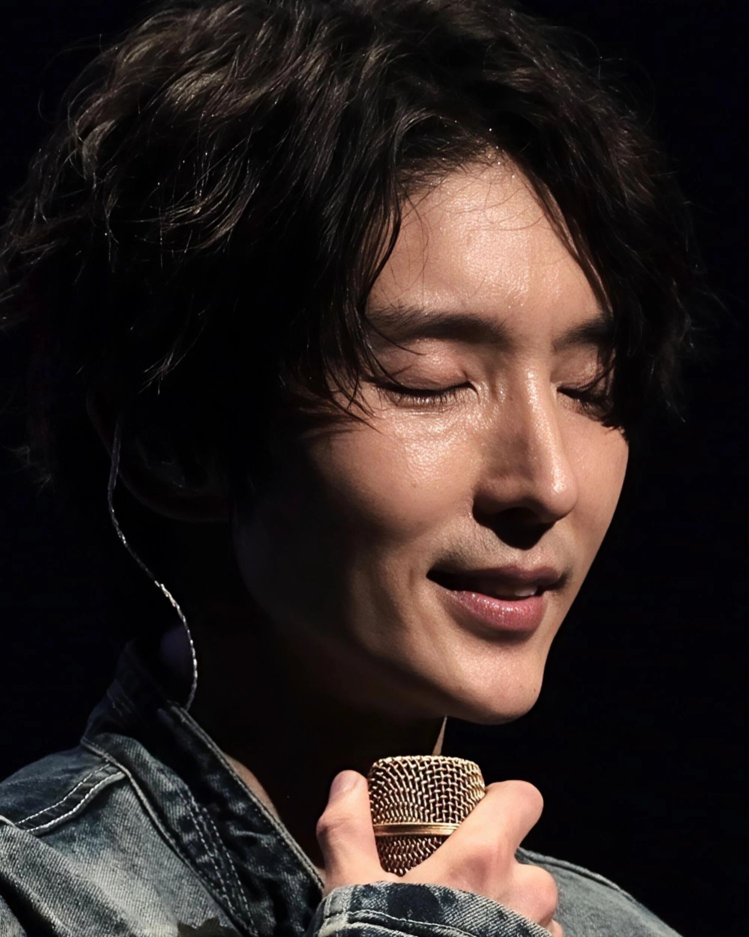 Recent activity shot of Lee Joongi