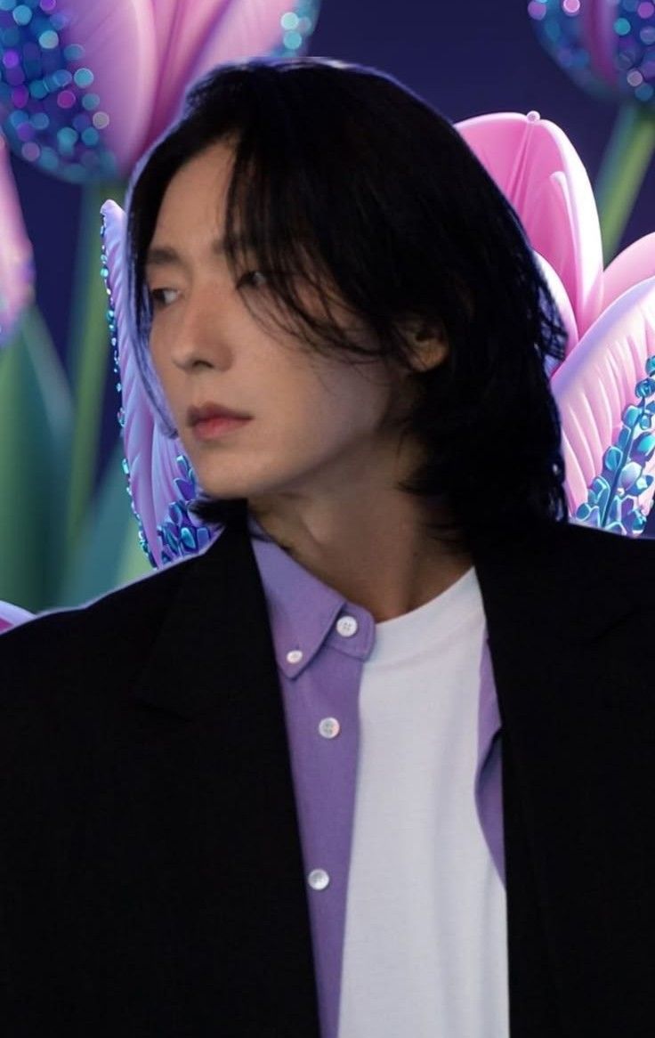 A moment captured by a fan of Lee Joongi