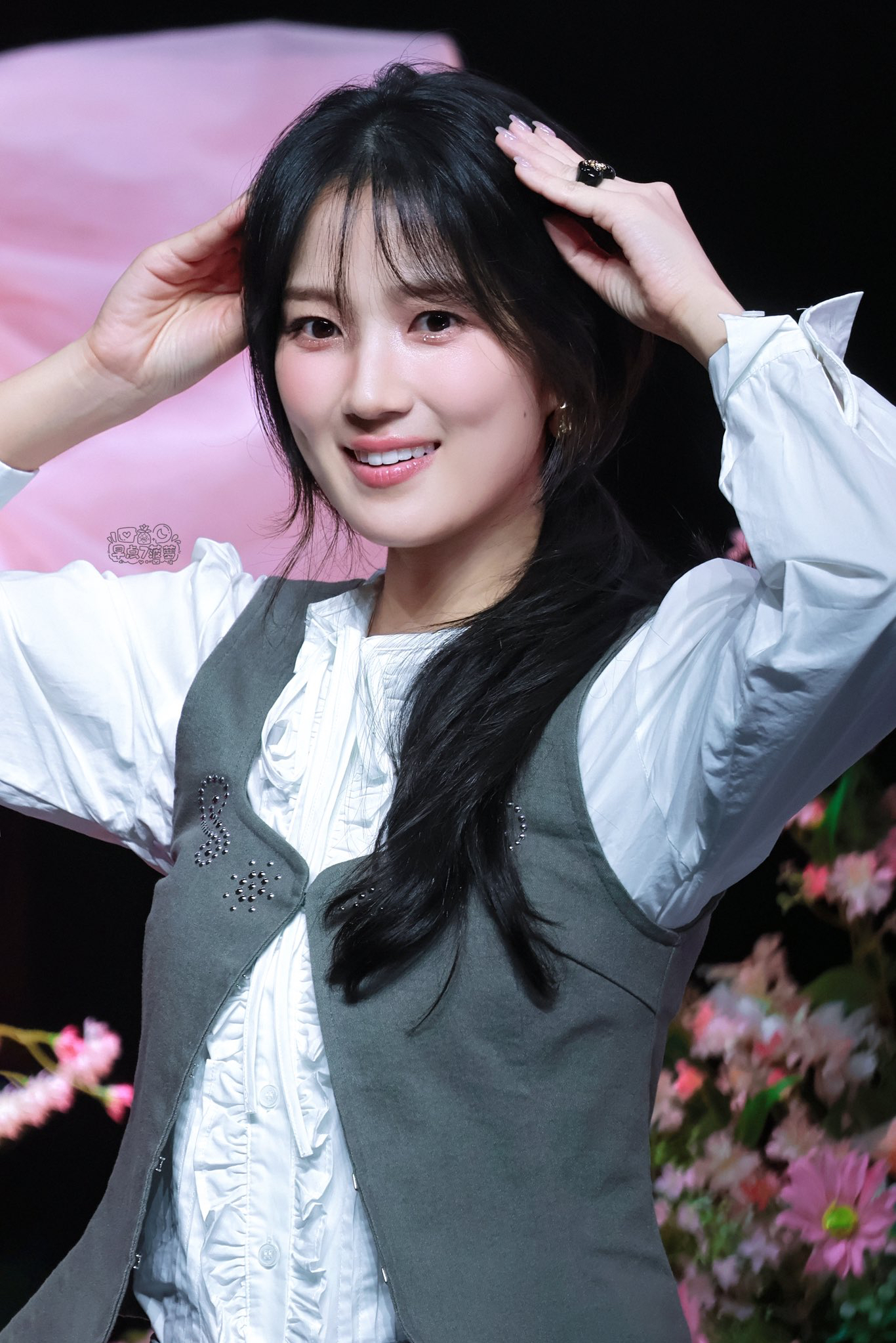 Latest photo of Kim Hyeyoon