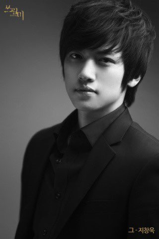 池昌旭的最新照片